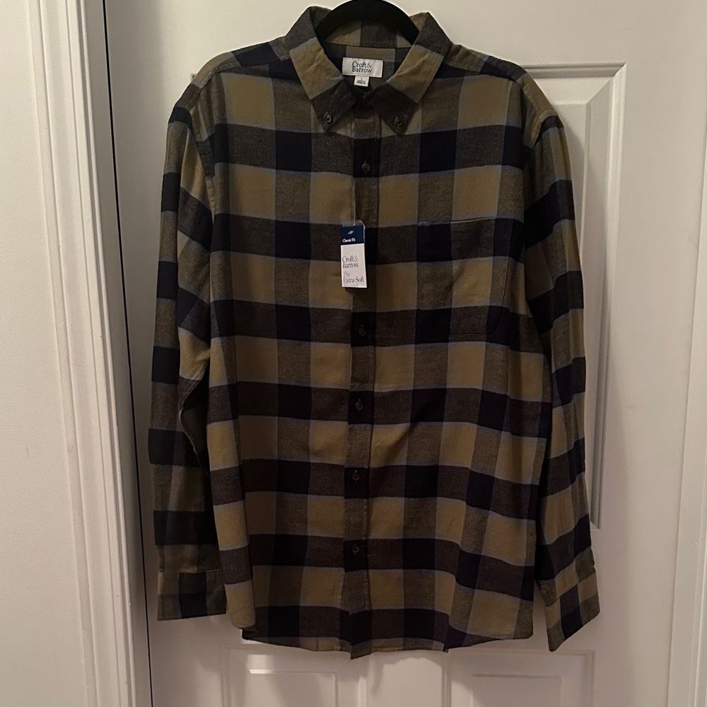 NEW Croft and Barrow flannel olive  and black Checkered Shirt